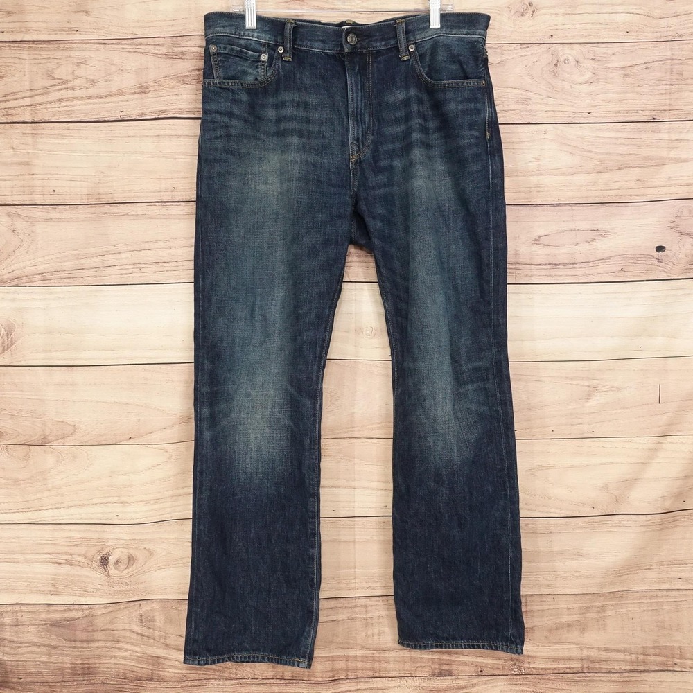 Gap 1969 Standard Jeans Mens 34x30 Blue Medium Wash Straight Denim Pants